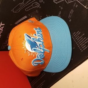 Miami Dolphins fitted hat from New Era